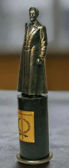 Бронзовая копия памятника «Ф.Э. Дзержинский», 300 мм — оригинальный подарок