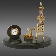 Часы с нефтяной вышкой и качалкой — красивый подарок — фотография 2