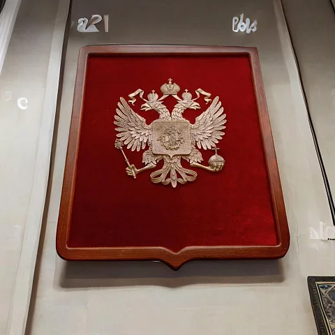 Подарочное панно «Герб России» с геральдической рамкой, большое