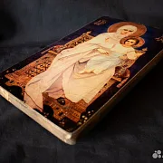 На память: Икона деревянная "Богоматерь на престоле" — фотография 4