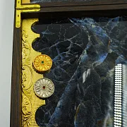 Деревянные нарды «Лазурит №2» с позолоченной златоустовской гравюрой — красивый подарок — фотография 3