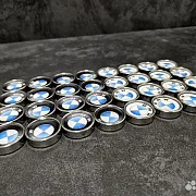 Подарочный комплект стальных фишек для нард «BMW» — фотография 3