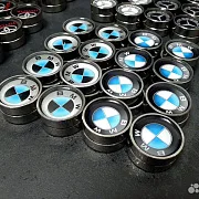 Нарды под стеклом «BMW» в подарок — фотография 3