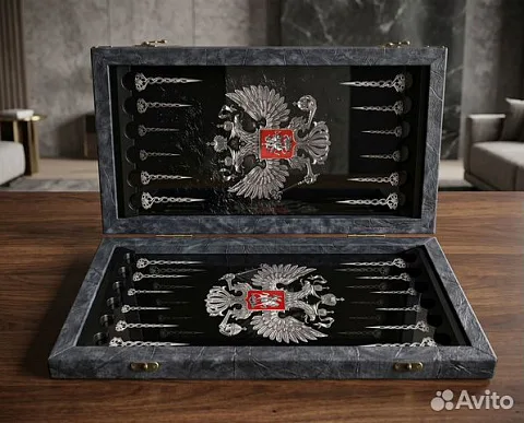 Нарды под стеклом «Герб России» в подарок