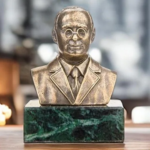 На память: Бюст «Берия Л.П.» из бронзы