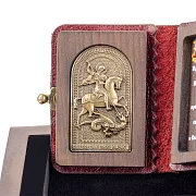 Книга с молитвами "Георгий Победоносец" — книга в кожаном переплёте — оригинальный подарок — фотография 5